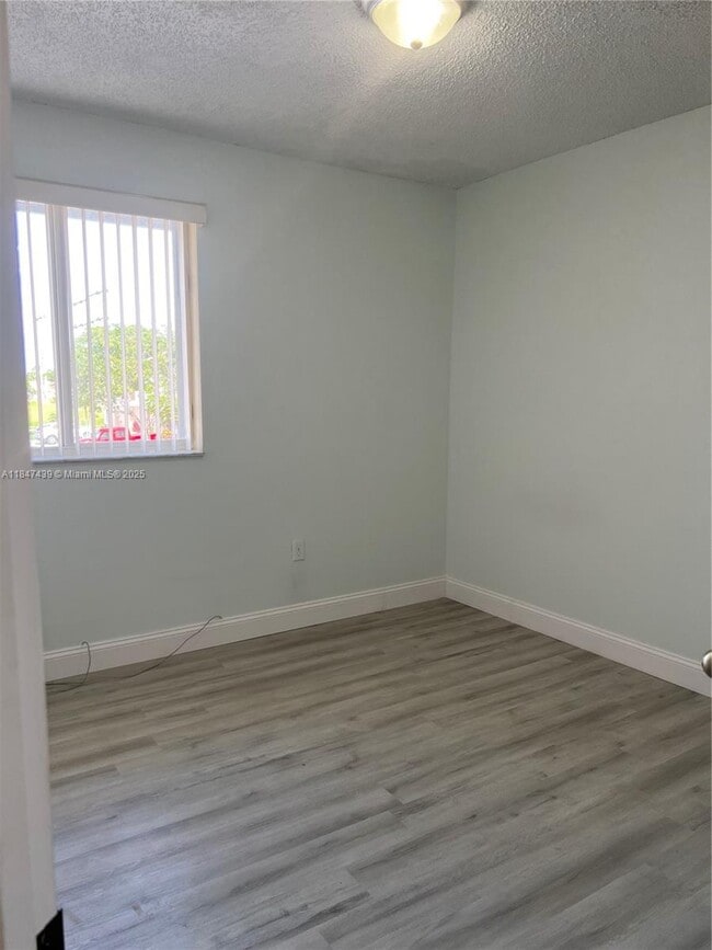 Building Photo - 17798 SW 139th Ct