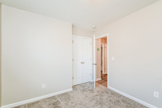 Building Photo - 40 Bent Creek Ct