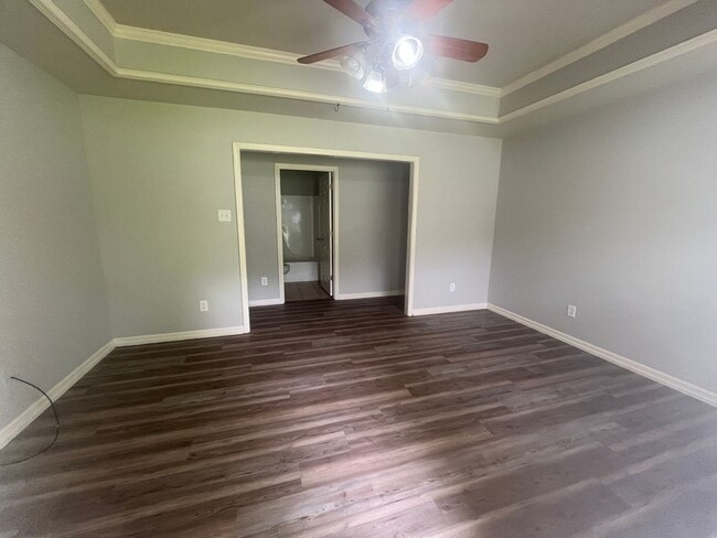 Building Photo - Nice 3 Br. 2 Bath home in Ward