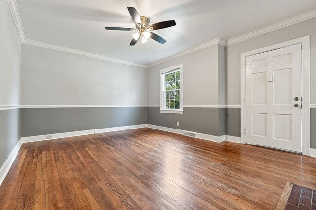 Building Photo - 2408 Cascadilla St
