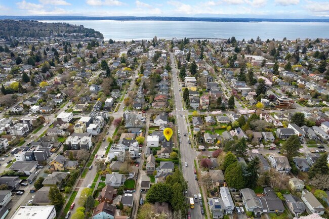 Building Photo - 2749 NW 65th St