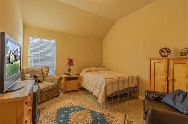 Building Photo - 3400 St Christopher Ct