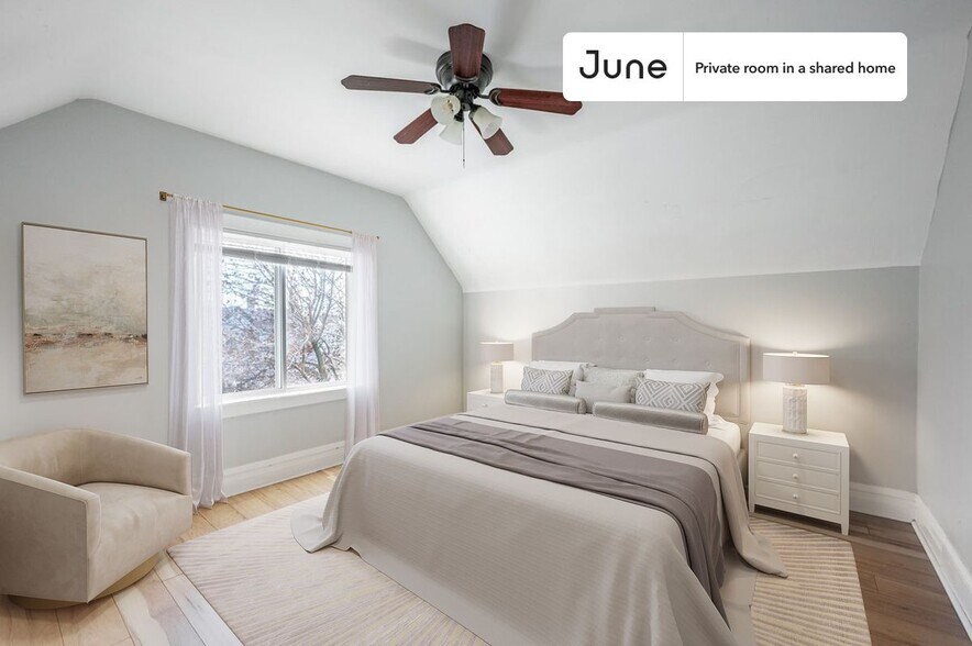 Primary Photo - Room in Shared 3 bed/2 bath home
