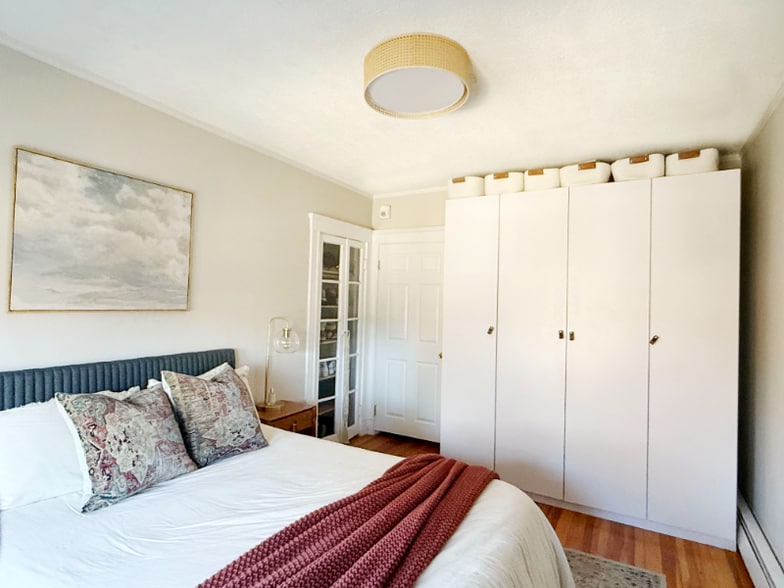 Building Photo - 25 Roslyn St