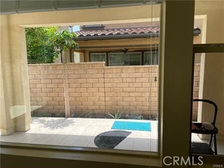 Building Photo - 3476 Villa Dr