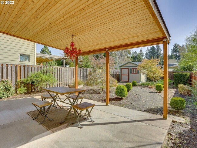 Building Photo - 11464 SW 96th Ave