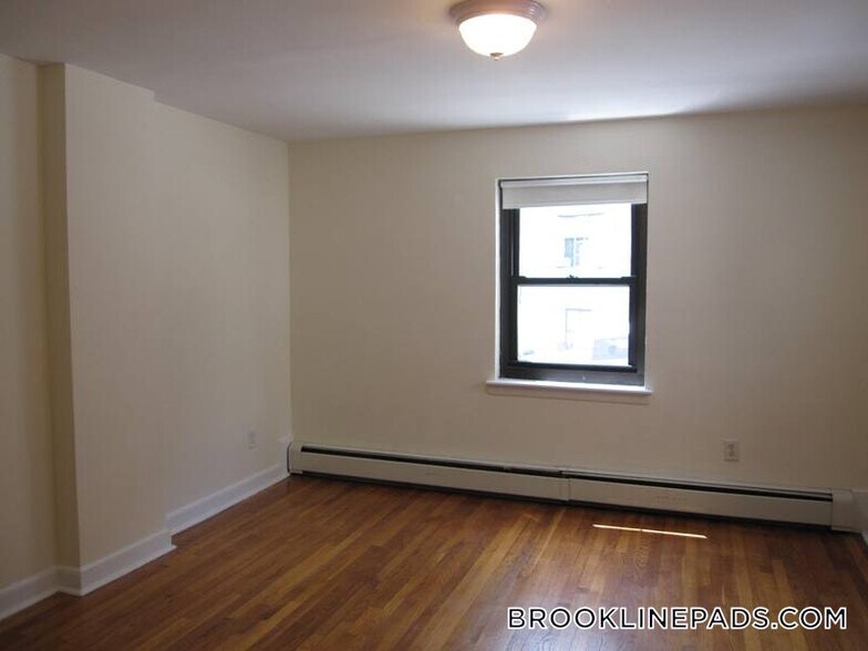 Building Photo - 44 Harvard Ave