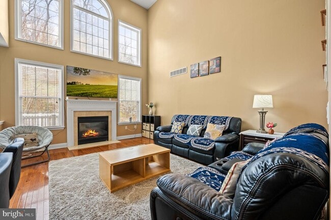 Building Photo - 2933 Cottonwood Ln