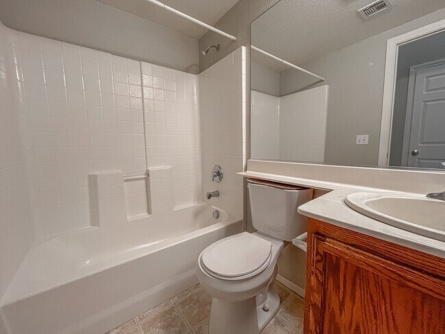 Building Photo - 6552 Playa De Carmen Way