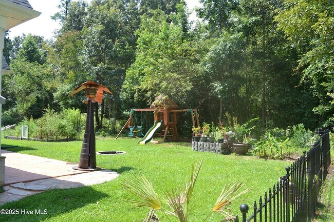 Building Photo - 1026 Sea Gull Dr