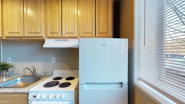 Building Photo - 25 Morrison Ave