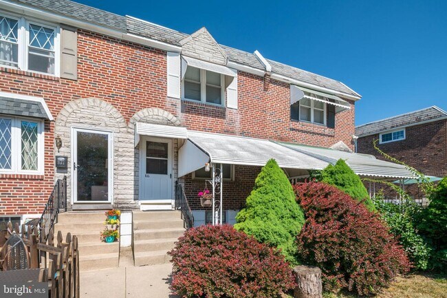 Building Photo - 835 Gainsboro Rd