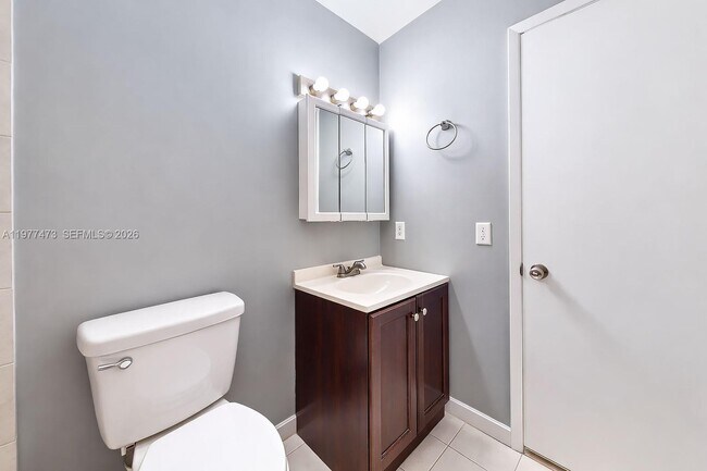 Building Photo - 7525 SW 153rd Pl