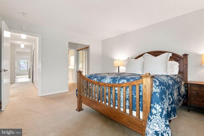 Building Photo - 6 Spa Creek Landing