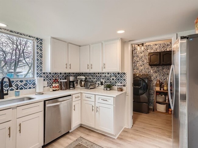 Building Photo - 7701 Copano Dr