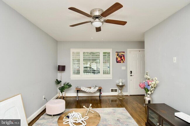 Building Photo - 1365 Talbert Terrace SE