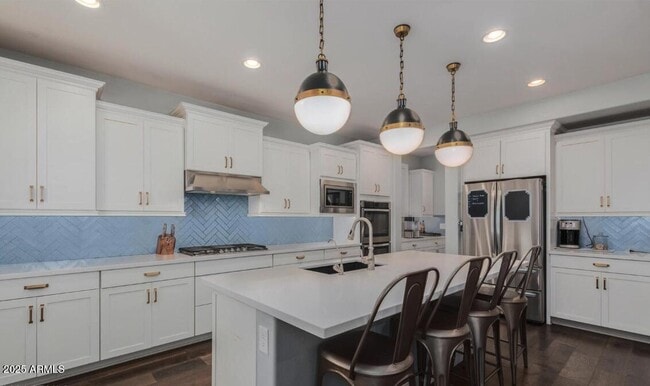 Building Photo - 947 W Kaibab Dr