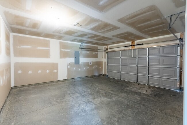 Building Photo - 113 Cottage Wy