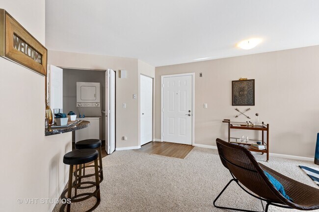 Building Photo - 1601 Westminster Dr