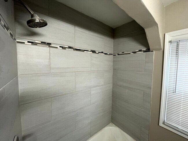 Building Photo - 18903 Freeland St