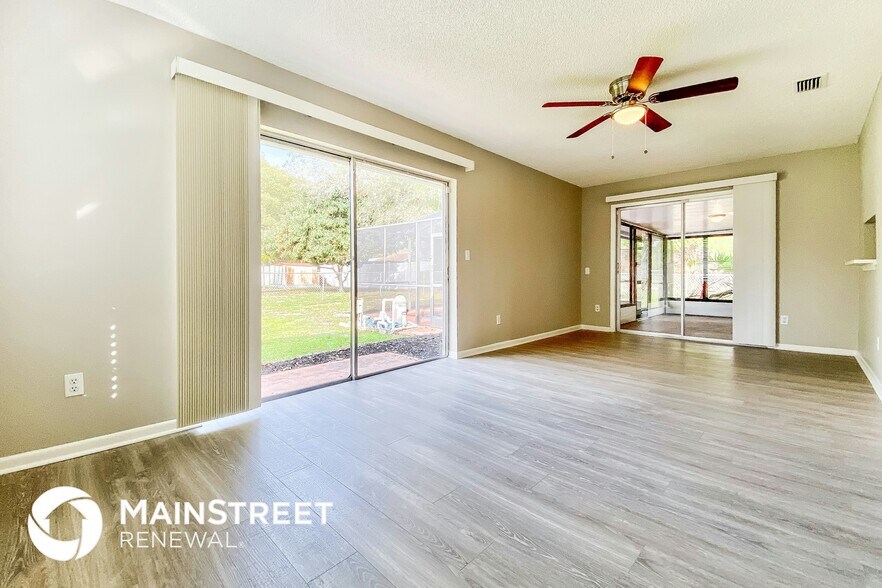 Building Photo - 4560 Chamber Ct