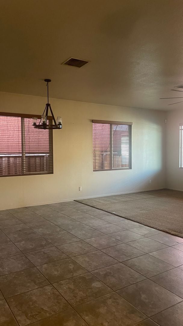 Building Photo - House for Rent