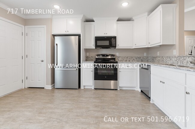Building Photo - 717 Timberline Rd