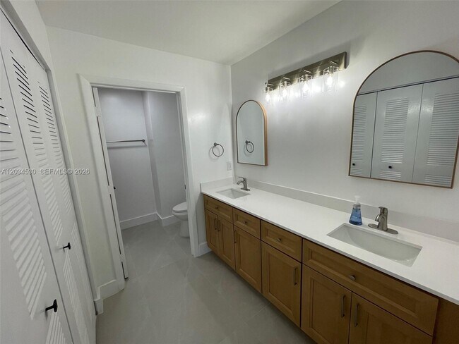 Building Photo - 3325 NW 79th Way