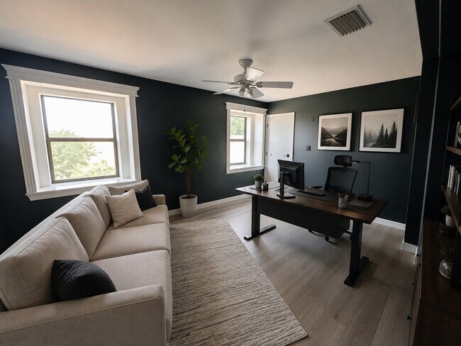 Building Photo - 5980 Woodwind Ct