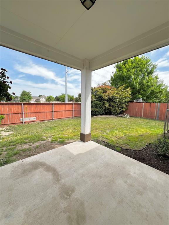 Building Photo - 2009 Woodway Dr