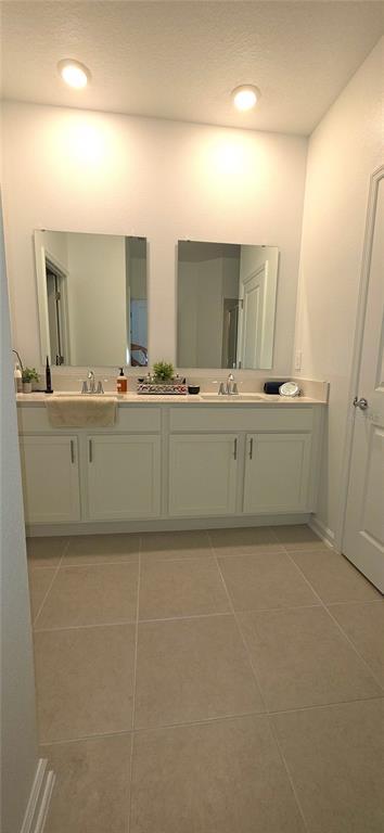 Building Photo - 6064 Zen Wy