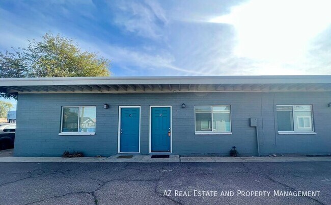 Building Photo - 1229 W Pierce St