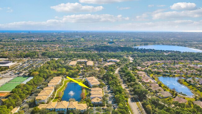 Building Photo - 9212 Myrtlewood Cir W