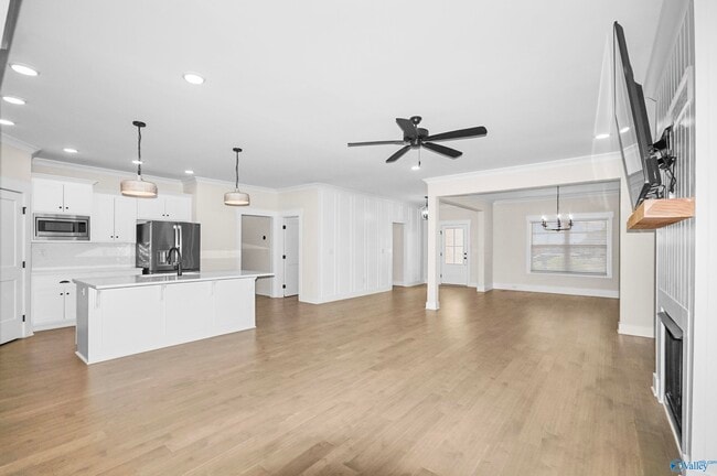 Building Photo - 65 Dylan Rd