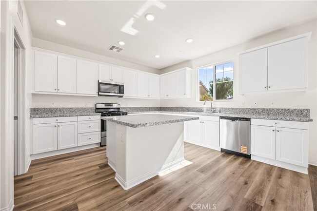 Building Photo - 12511 Ava Loma St