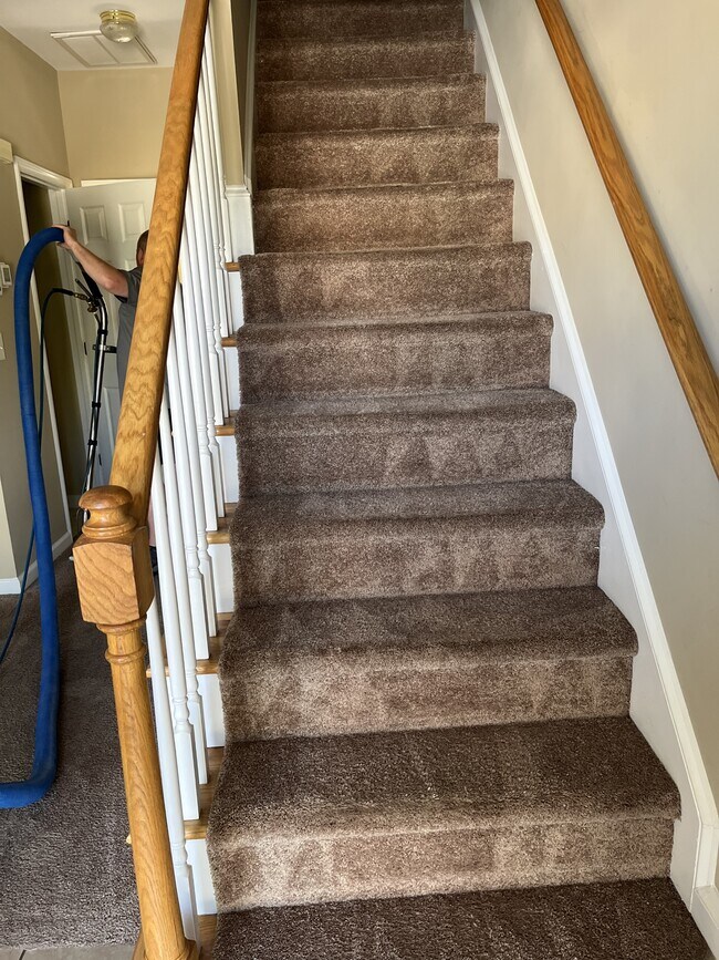 Building Photo - 2801 Bennington Dr