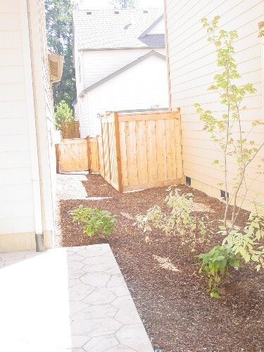 Building Photo - 17204 SW 136th Ave