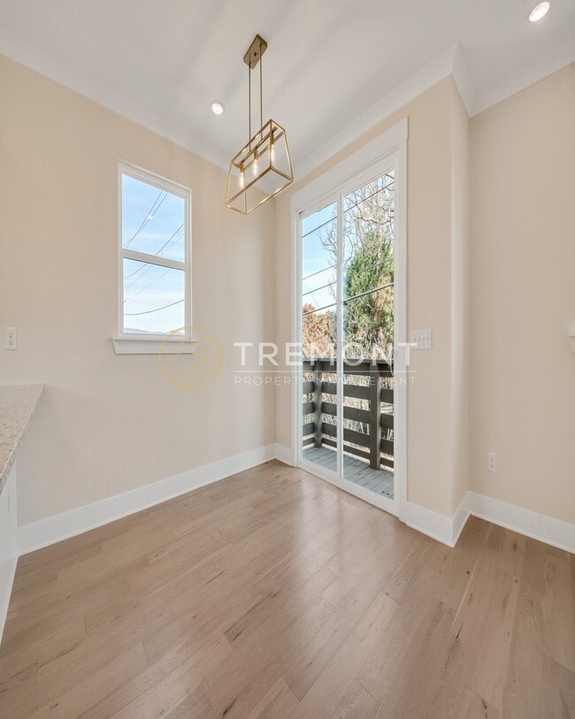 Building Photo - 1215 J Andrews Pl
