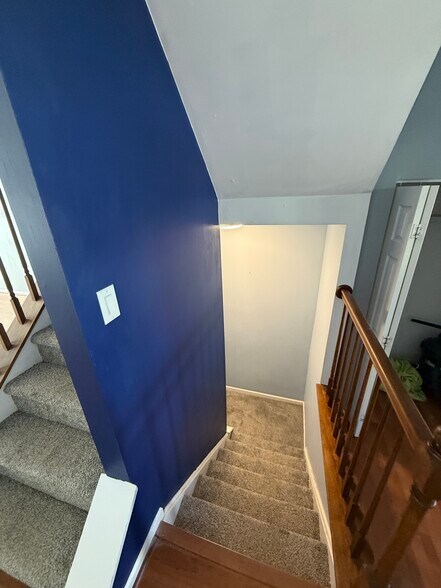 Building Photo - 12 Paynter St