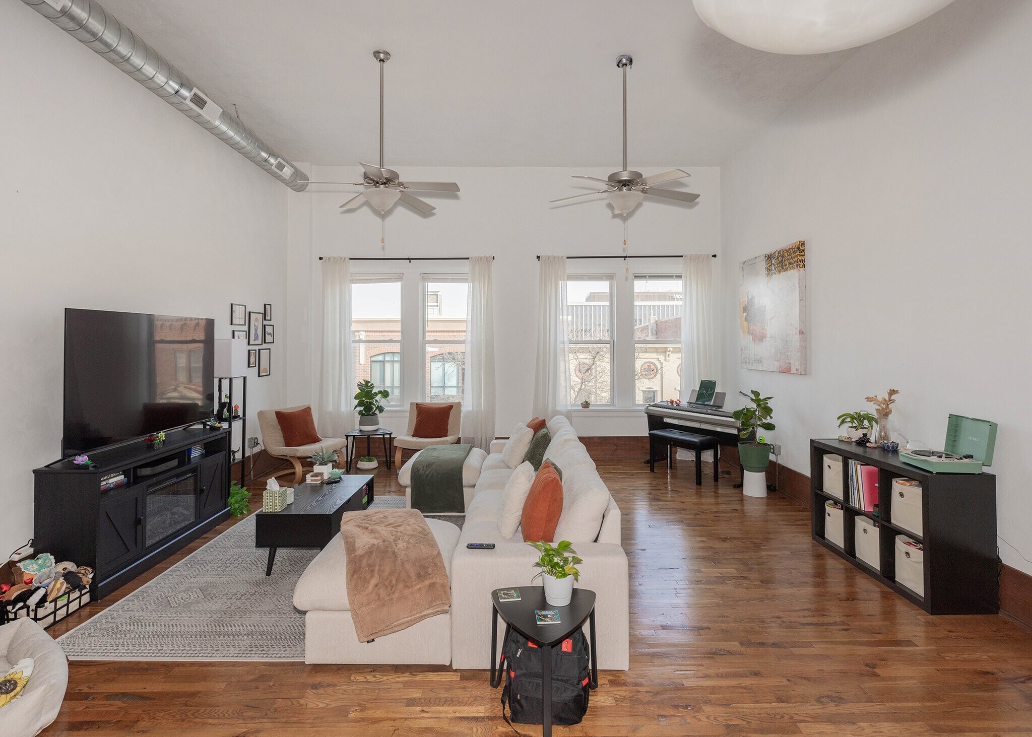 Building Photo - 1606 2nd Ave