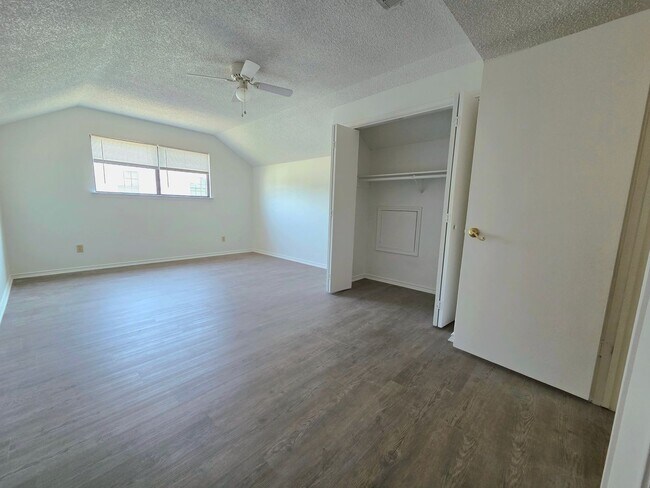 Building Photo - NEW IN MANAGEMENT - HALF OFF THE FIRST MONTH