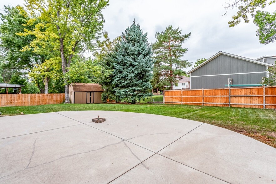 Building Photo - 6359 S Harlan Way
