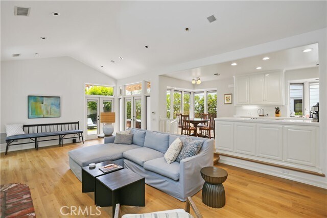 Building Photo - 308 Orchid Ave