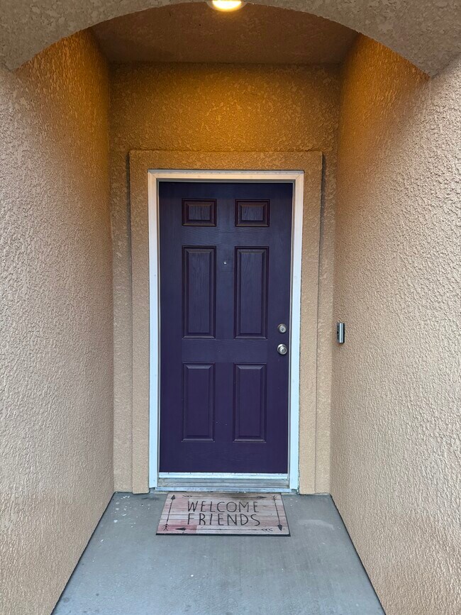 Front door - 13696 Daytona Ct