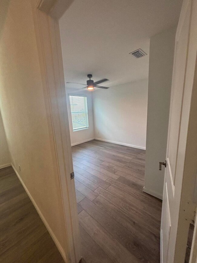 Building Photo - 740 Worlington Ln