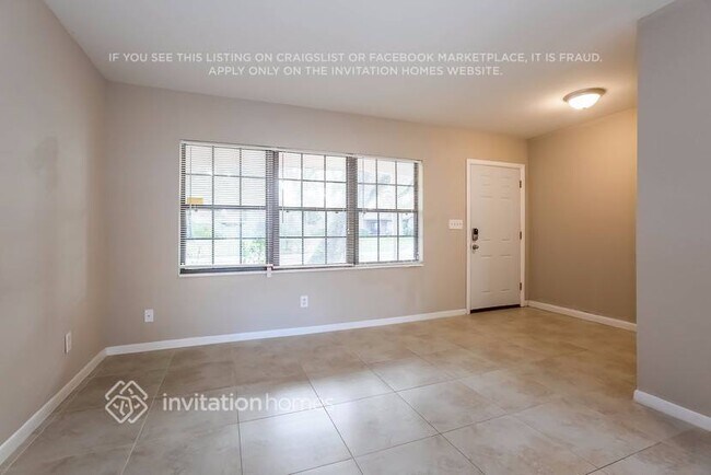 Building Photo - 506 E Hilda Dr