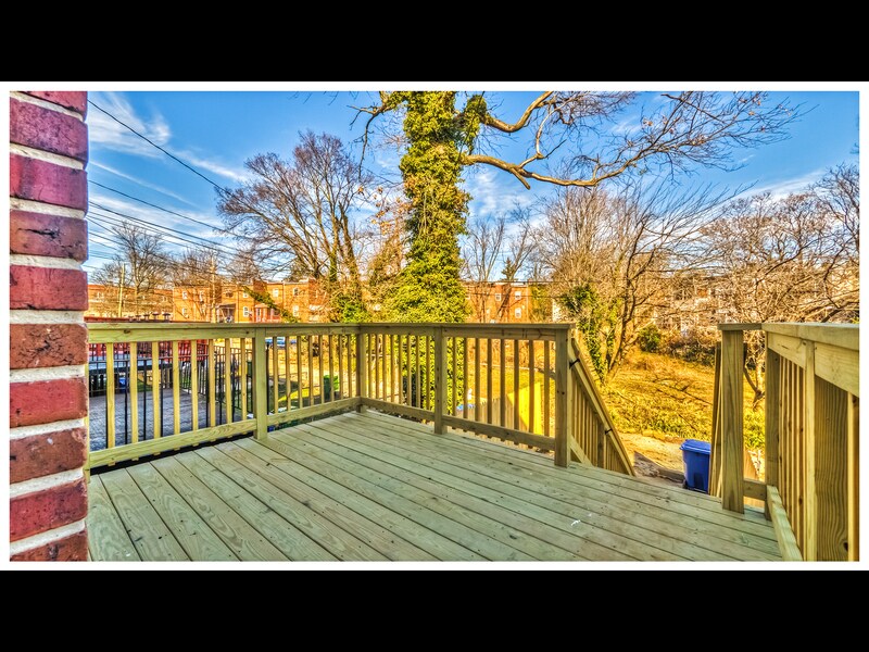 Building Photo - 3336 W Caton Ave