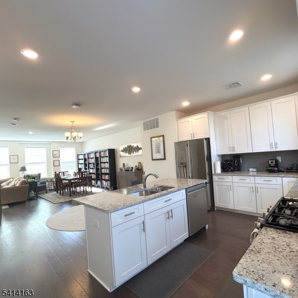 Building Photo - 14 Gerhard Pl