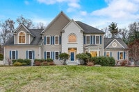 Building Photo - 45 Silver Fox Rd