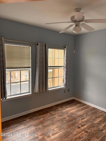 Building Photo - 10075 Gate Pkwy N